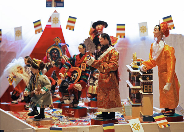 Exposure Tibetan dolls